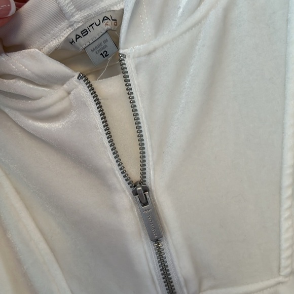 HABITUAL Girls Velour Hoodie & Knit Pant Tracksuit/ Coverup set - Picture 7 of 11